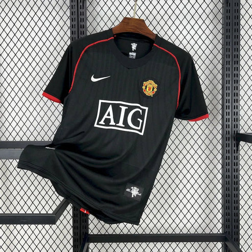 Camisa Retrô do Manchester United 2007/2008 - Preta
